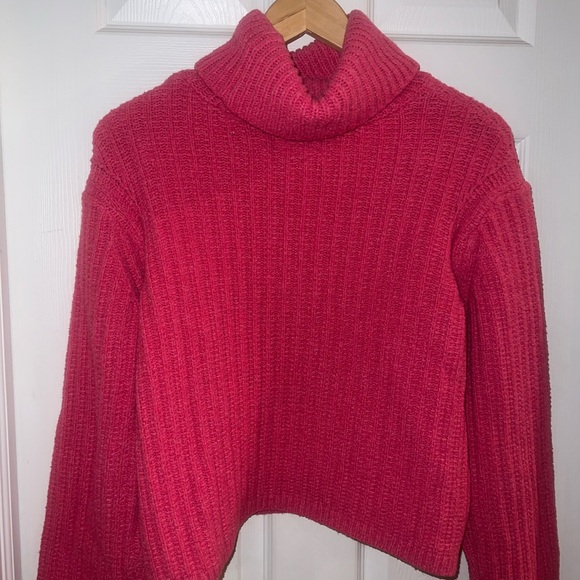 Universal Thread Vibrant Pink turtleneck Sweater - Picture 1 of 12